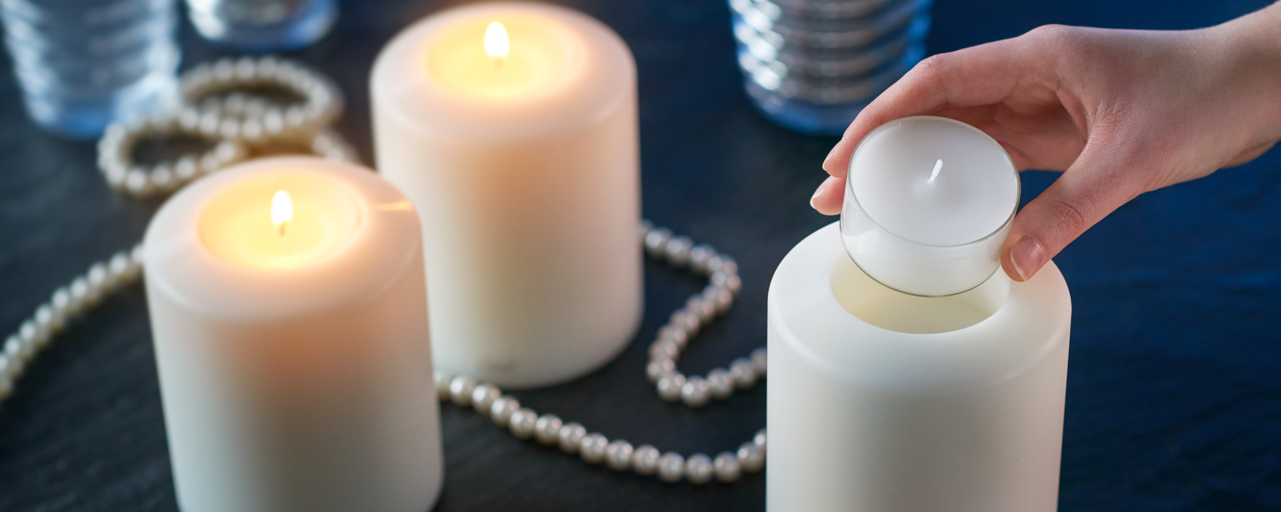 How to use a farluce candle. 